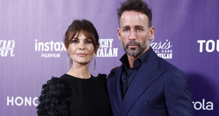 MARIA JOSE SUAREZ Y ESCASSI, TU A SONSOLES Y YO A ANA ROSA