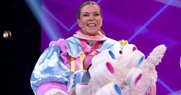 “ESE ERA MI DISFRAZ” ASÍ HA REACCIONADO BELEN ESTEBAN A LA PARTICIPACIÓN DE MARÍA JOSÉ CAMPANARIO EN MASK SINGER