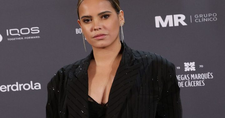 GLORIA CAMILA ESTÁ DE NUEVO ENAMORADA DE UN CONOCIDO CANTANTE