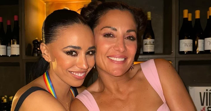 NAGORE ROBLES Y CARLA FLILA JUEGAN CON SU RECONCILIACIÓN EN REDES: “¿ADIVINAIS QUIÉN ME LAS HA REGALADO?”