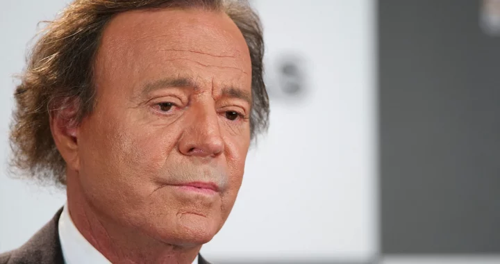 INVESTIGACIÓN CONTRA JULIO IGLESIAS: DOS EXTRABAJADORAS LE ACUSAN DE PRESUNTOS ABUSOS SEXUALES